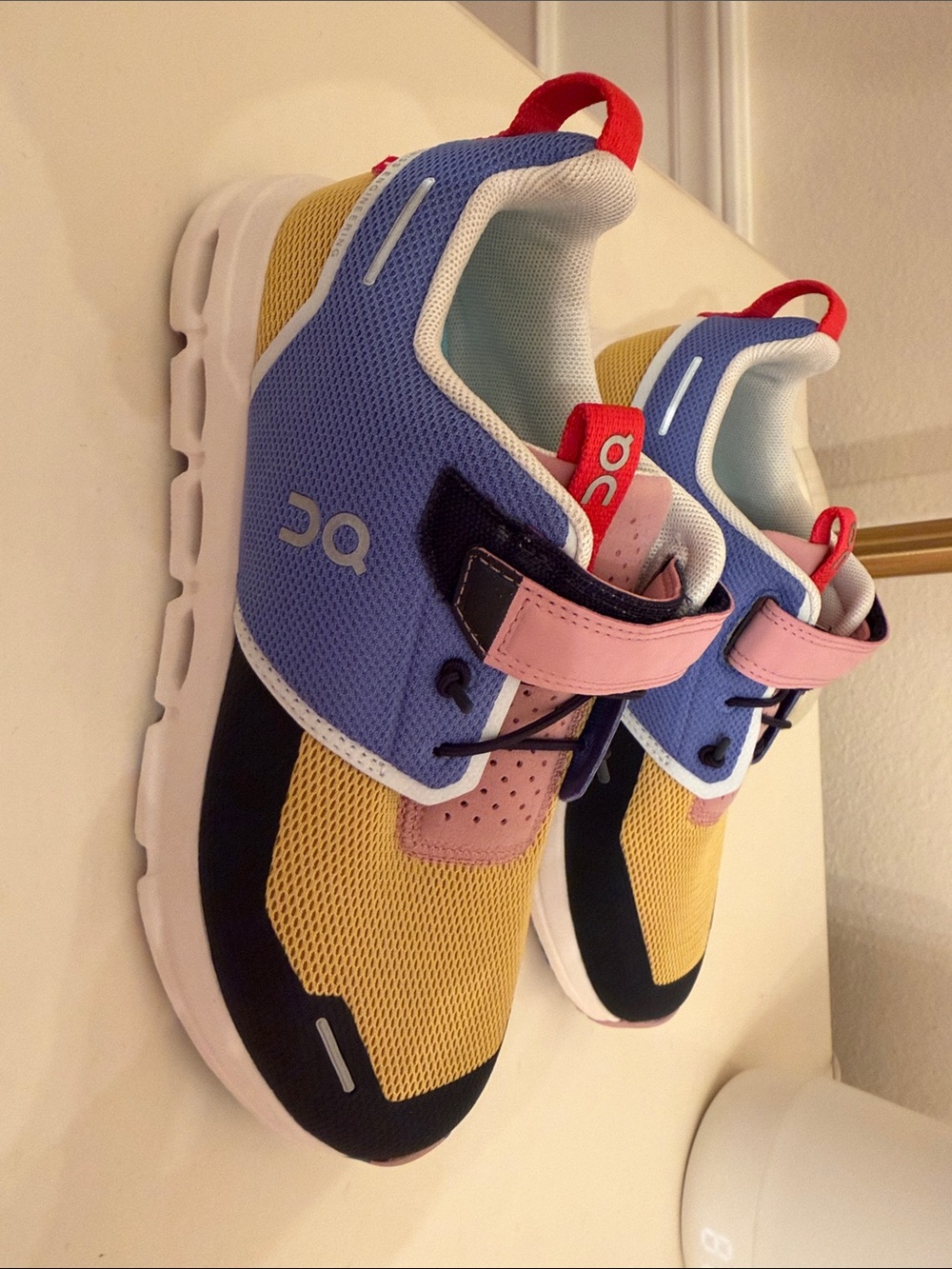 On Cloud Play Running kids Sneakers, 2.5